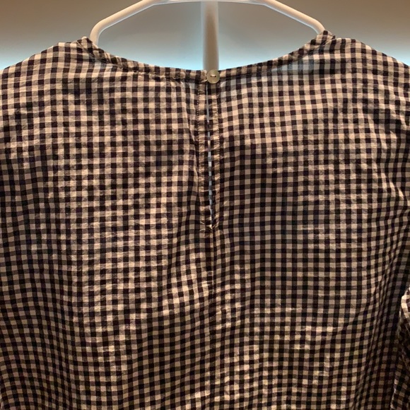 Super cute top with bell sleeves xsmall - Picture 3 of 3